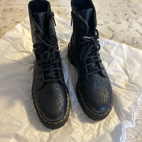 Dr Martens Wednesday Addams Jadon Boot  Womens Size 6 - Picture 11 of 11